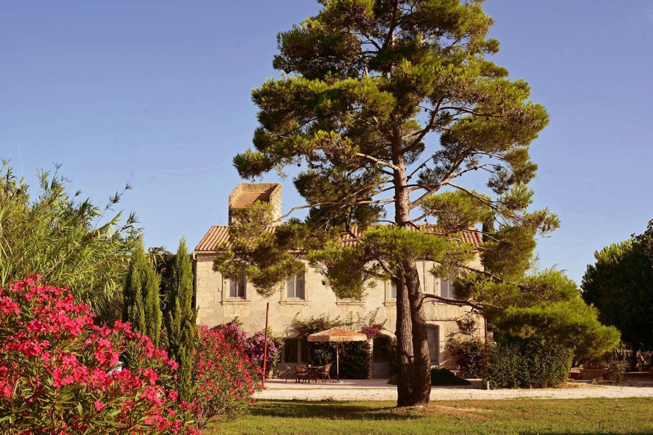 Maison Tara Verte Au Mas Montredon Арль Экстерьер фото